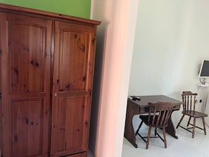 Desk, blackout drapes, free WiFi, bed sheets