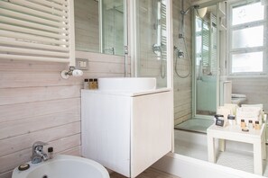 Appartement, 1 chambre | Salle de bain