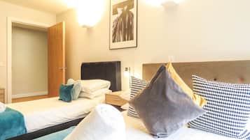 2 bedrooms, individually decorated, individually furnished