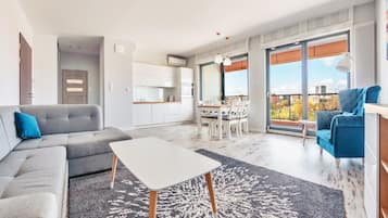 Apartment (29 - Stara Stocznia 2) | Individuell dekoriert, individuell eingerichtet, Bügeleisen/Bügelbrett