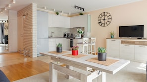Apartamento (12 - Czopowa 14) | Zona de estar | Una televisión de pantalla plana