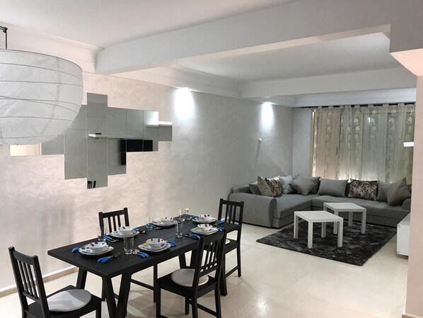Apartment, 2 Bedrooms | Living area - Appartement Zanouba (Casablanca)