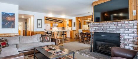 Flat-screen TV, fireplace