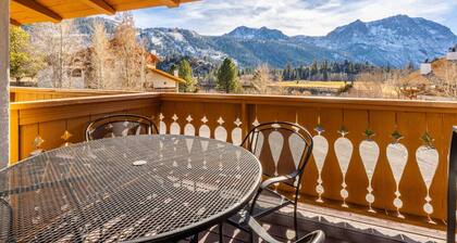 El plano de planta más grande de Interlaken con 3 habitaciones amplias y tres baños completos.