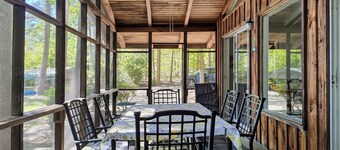 Charming Original Lake Norman Cabin in Great Location - Come relax and enjoy!