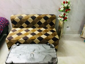 Interior - 2-Bedroom Set Akshi @ Sec18 Metro Noida (Noida)