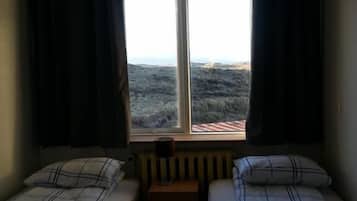 Twin Room, Shared Bathroom | Desk, blackout curtains, free cots/infant beds, free WiFi