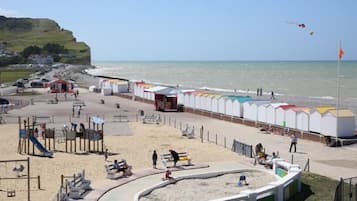 Una spiaggia nelle vicinanze