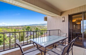 Outdoor dining - MRR Presents Kaanapali Ali'i 272 - Remodeled 7th Floor Corner 2BR w/ Partial Ocean AND Mountain Views! (Lahaina)