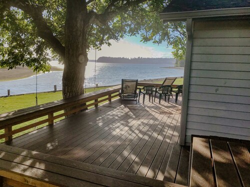 Beach house on the bay with pickleball court
