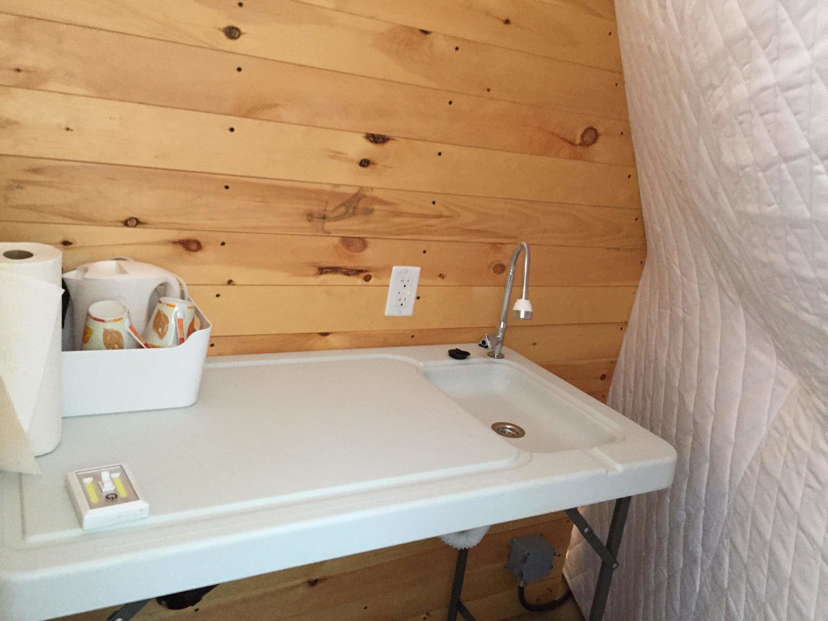 1 bedroom, individually furnished