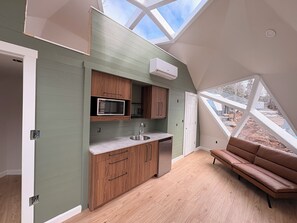 Premium Studio Suite, Multiple Beds, Lake View | Living area - Blue Bayou Resort (South Harbour)