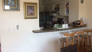 Family Apartment, 1 Bedroom | Private kitchen
