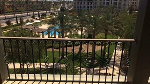 Family Apartment, 1 Bedroom | Balcony