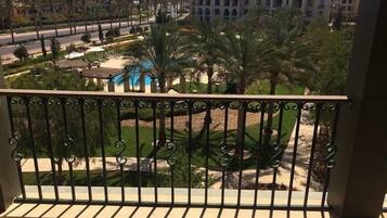 Căn hộ dành cho gia đình, 1 phòng ngủ | Ban công