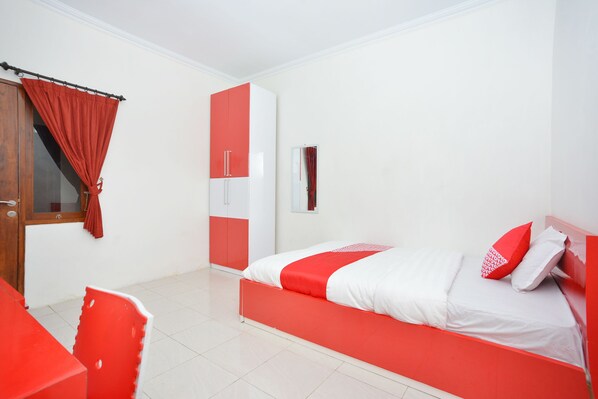 Habitación individual estándar, 1 cama individual | Escritorio, wifi gratis y ropa de cama 