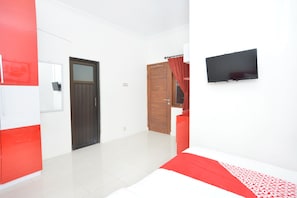 Standard Single Room, 1 Single Bed | Desk, free WiFi, bed sheets - OYO 745 Griya Jasmine Syariah (Depok)