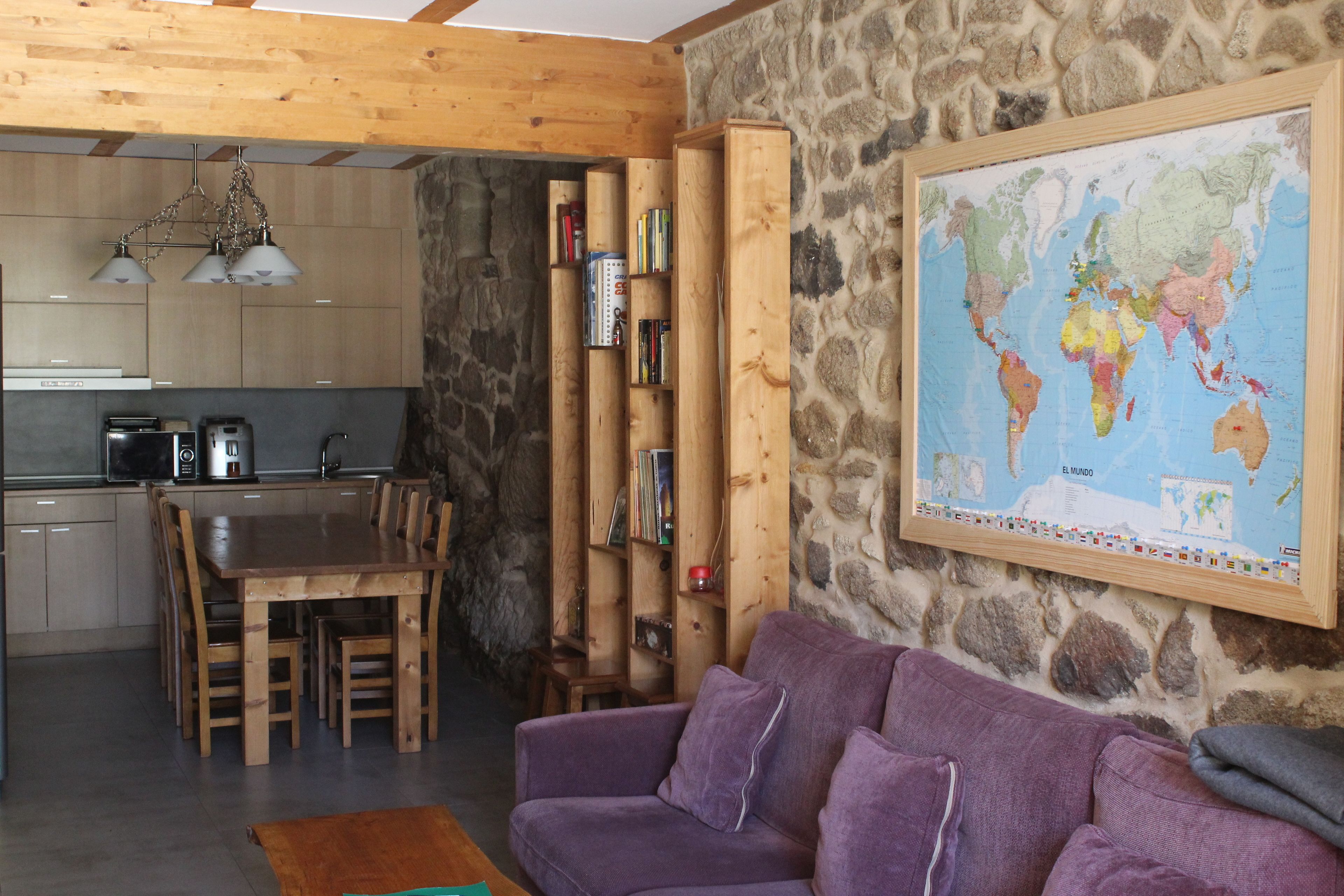 Een lcd-televisie en vloerverwarming