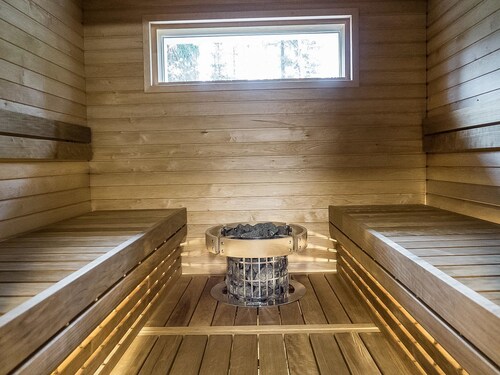 Klz krysoliitti by Interhome