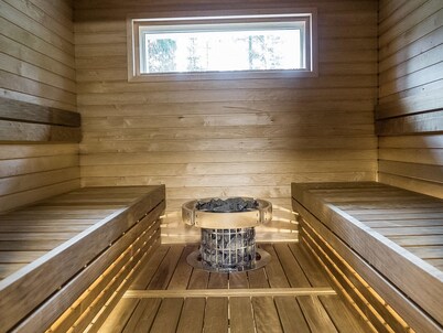 Klz krysoliitti by Interhome
