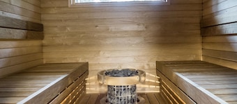 Klz krysoliitti by Interhome