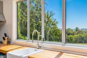 Interior - Tin Horse Ranch Byron Hinterland Retreat Sleeps 16 (Pearces Creek)