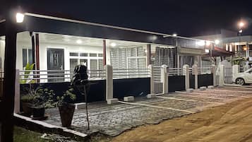 Enceinte de lâhĂ©bergement