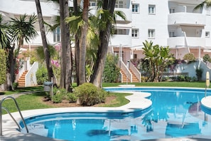 Pool - Stunning apartment on the Golden Mile (Marbella)