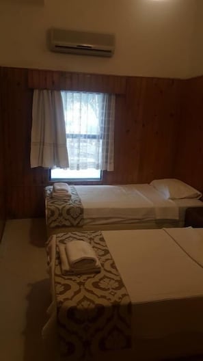 Standard Room | 1 bedroom, minibar, in-room safe, desk - Saracoglu Hotel (Bodrum)