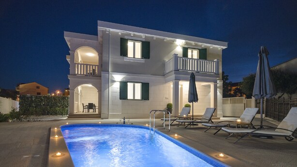 Pool - Villa Kami (Sibenik)