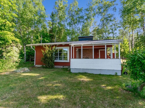 Lampaluodon punainen tupa by Interhome