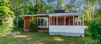 Lampaluodon punainen tupa by Interhome