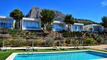 Outdoor pool, pool loungers