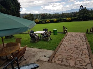 Sundeck - Rays Place (Kericho)