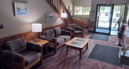 Northwoods Inn & Suites