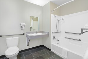 Basic Room, 1 Queen Bed, Accessible, Non Smoking | Bathroom | Hair dryer, towels - Northwoods Inn & Suites (Ely)