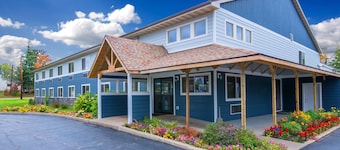 Northwoods Inn & Suites
