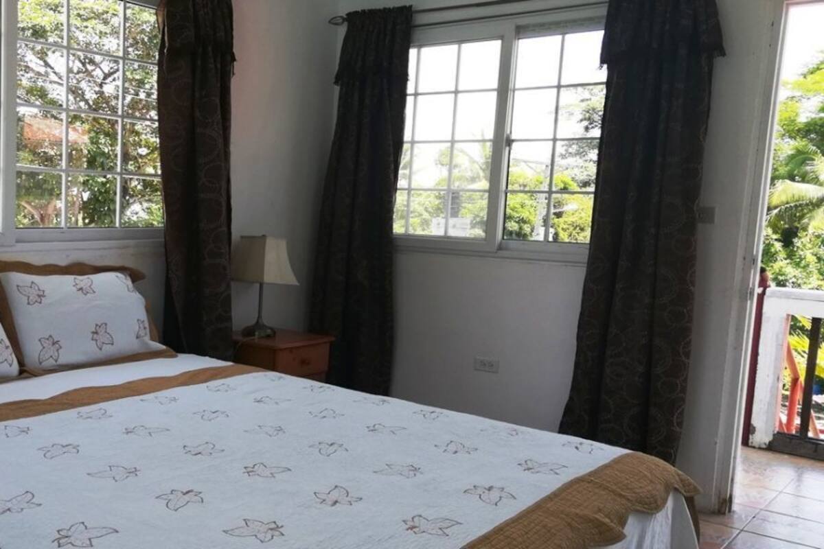 Double Room, Ocean View | WiFi (free), bed sheets