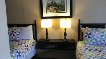 Deluxe Double Room, Multiple Beds | Blackout curtains, free WiFi, bed sheets
