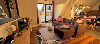 85 m² apartment, outskirts - 3 rooms, kitchen, bathroom, 15 m² south-west balcony