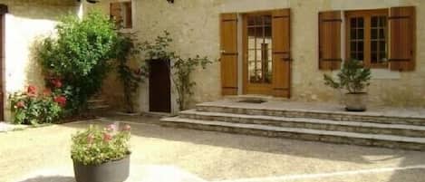 Extérieur