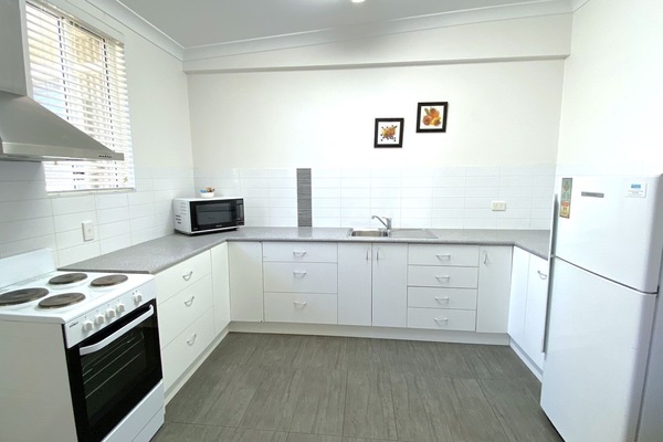 Fridge, microwave, stovetop, toaster