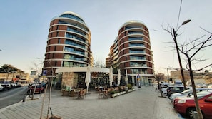 Apartment (2 Bedrooms) | Exterior
