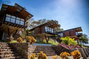 Exclusive Studio Suite, 1 King Bed, Ocean View | Premium bedding, minibar, in-room safe, individually decorated - Pacific Kalokairi Adults Only (Tamarindo)