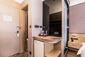 1 habitación y caja de seguridad en la habitación