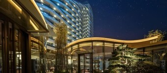 Kaihua International Hotel