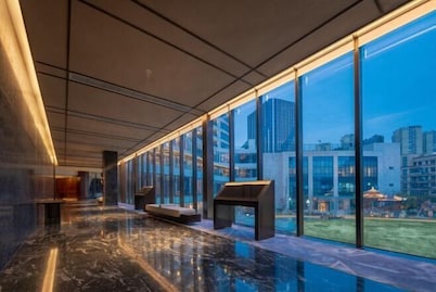 Kaihua International Hotel