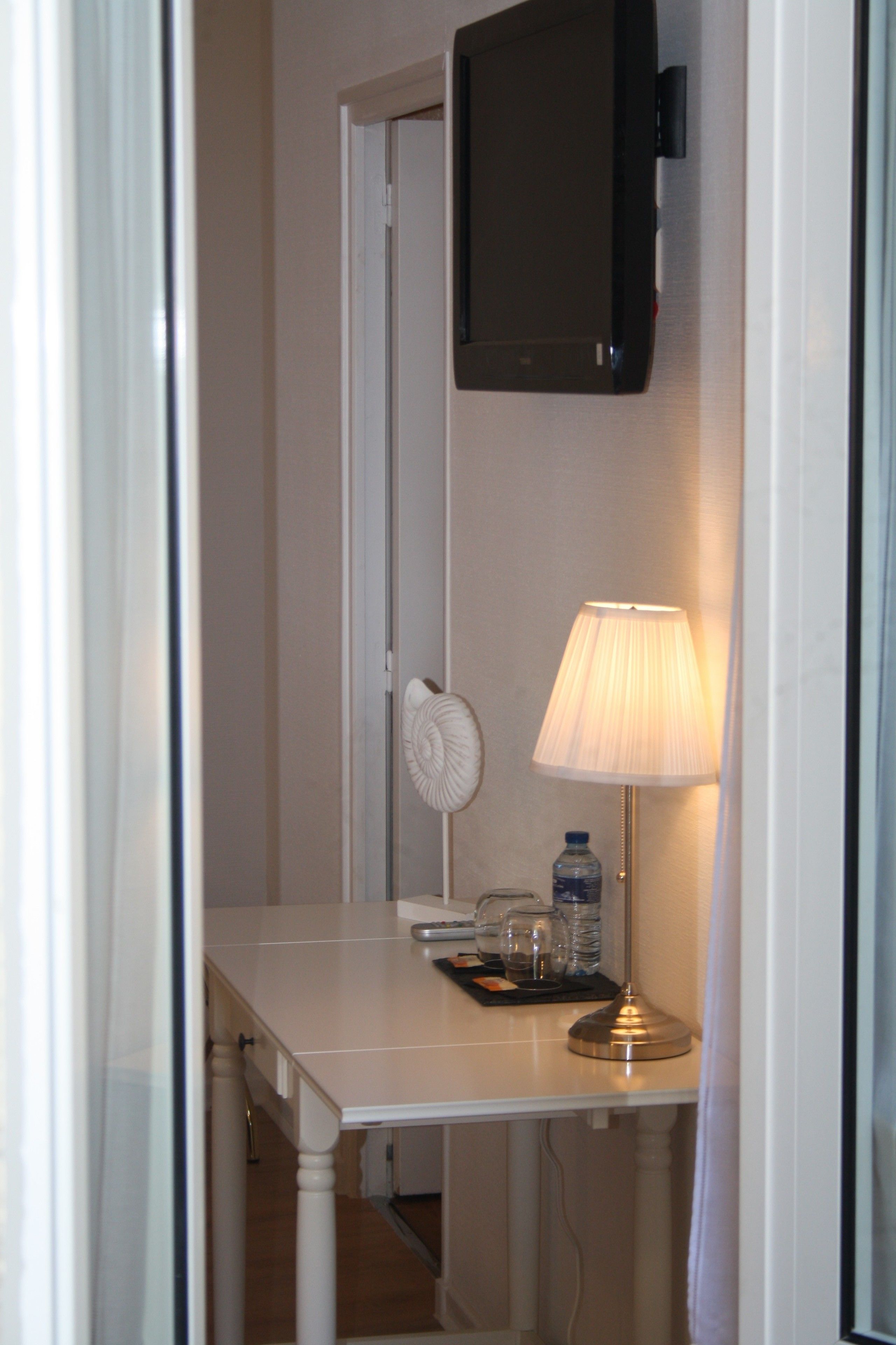 standard double room (seuil) | premium bedding, minibar, in-room safe, individually decorated