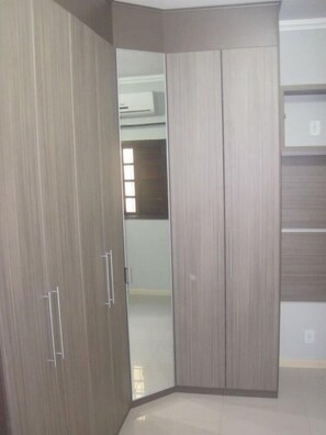 House | Room amenity - Casa Elvis Guarujá (Guarujá)