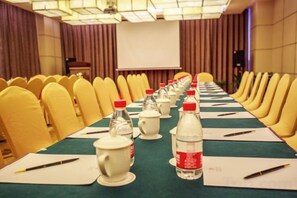 Unclassified image, 5 of 73, button - Huaxin Hotel (XIANNING)